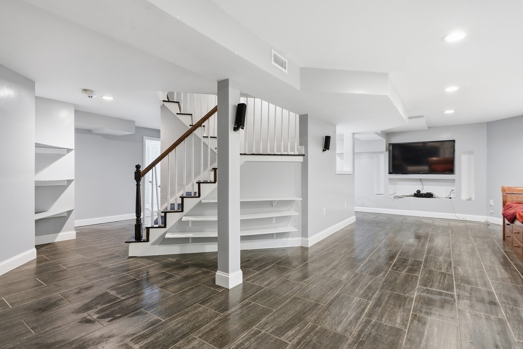 247 Hampstead St Property Photo 18