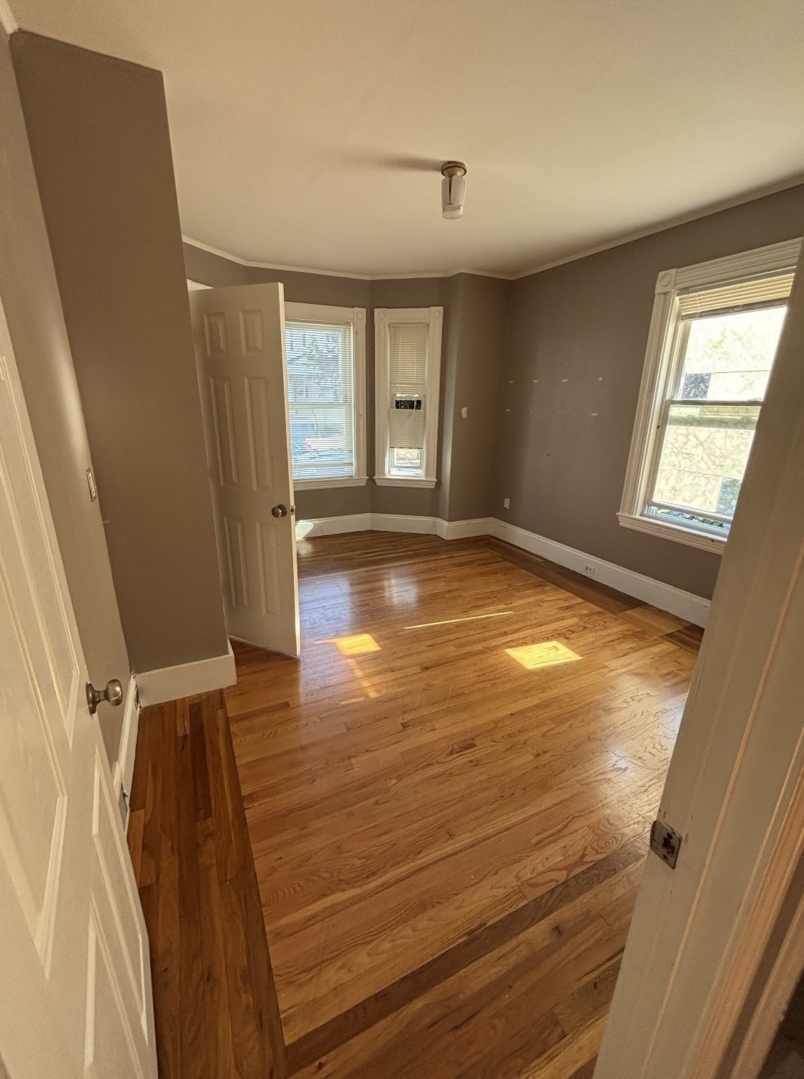 57 Bedford # 57 Property Photo 5