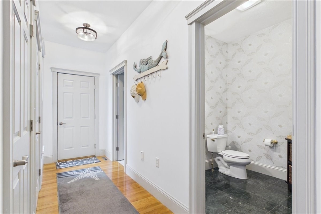 43 White Cliffs Drive Property Photo 16