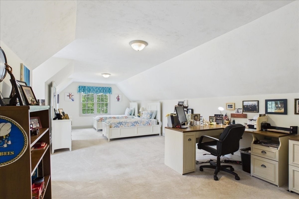 43 White Cliffs Drive Property Photo 31