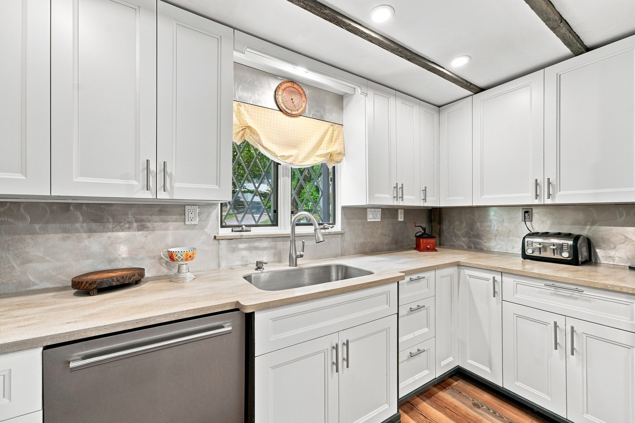 170 Brookfield Rd Property Photo 14