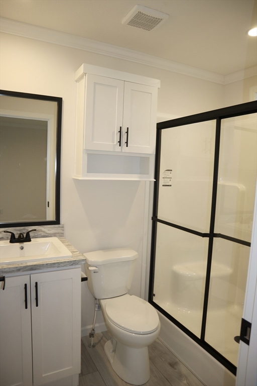 1346 Newport Ave # B22 Property Photo 10