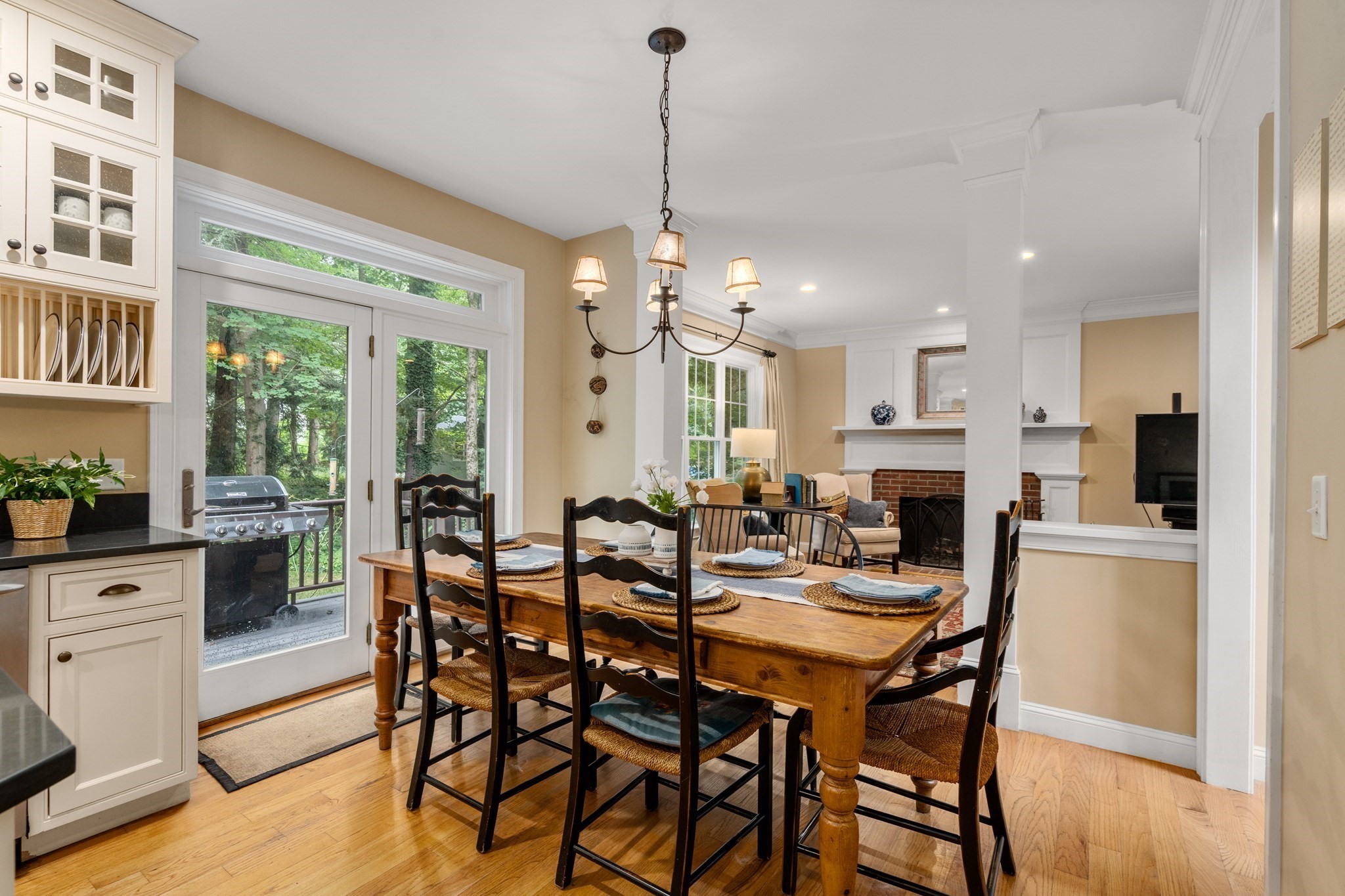 19 Rolling Lane Property Photo 8