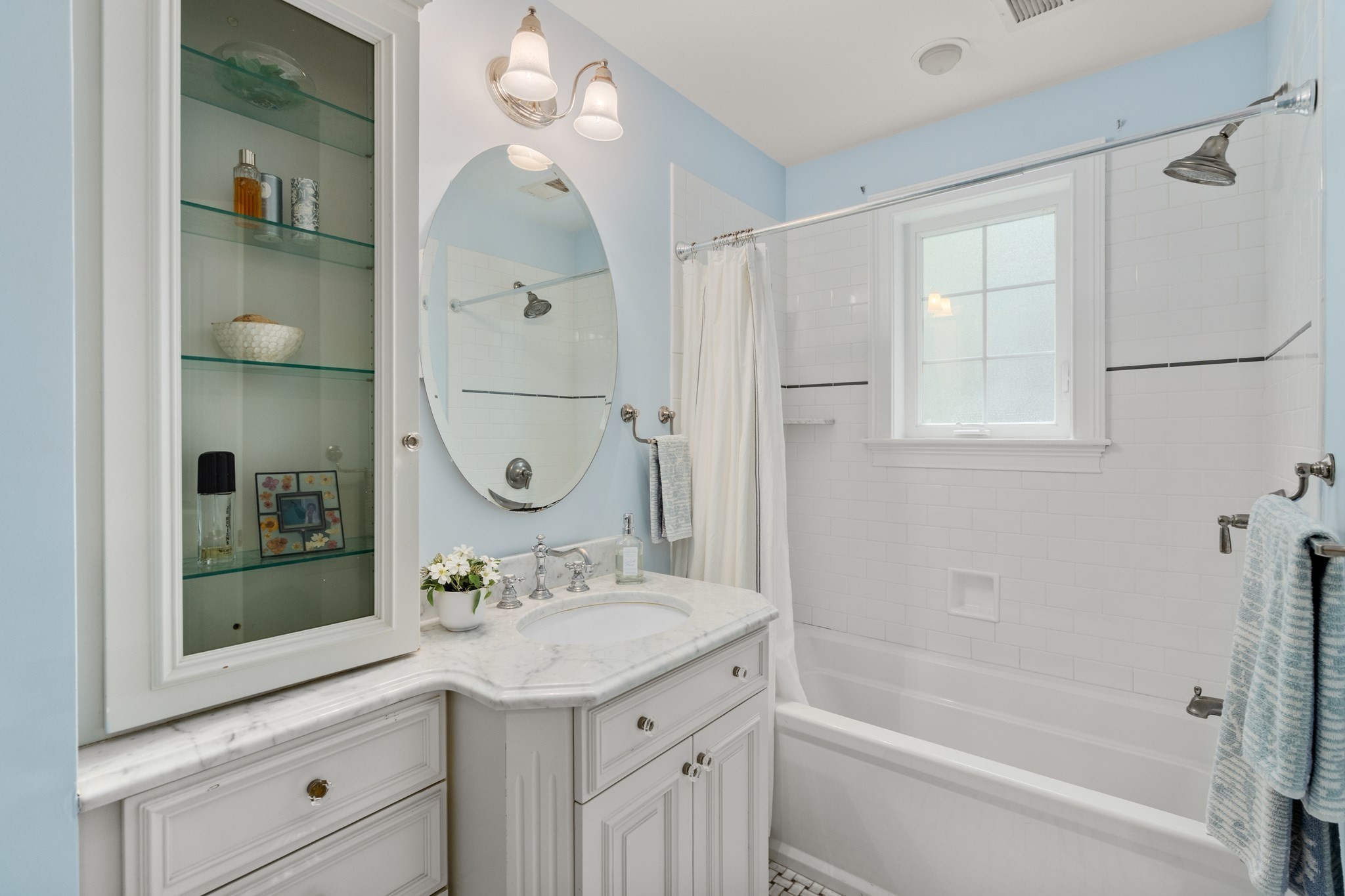 19 Rolling Lane Property Photo 24