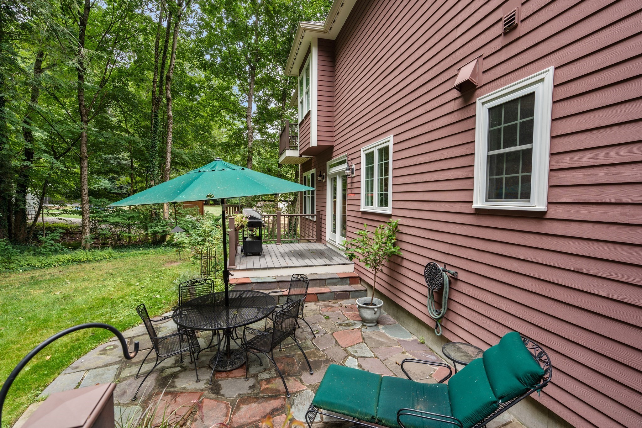19 Rolling Lane Property Photo 33