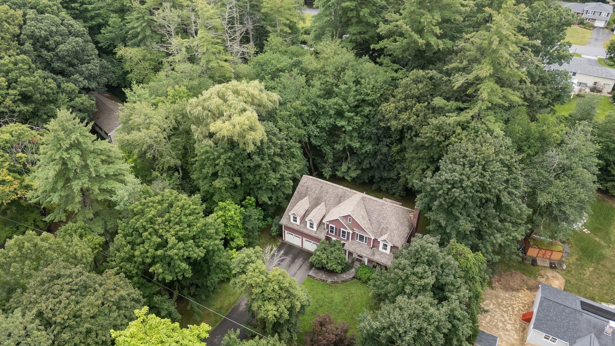 19 Rolling Lane Property Photo 37