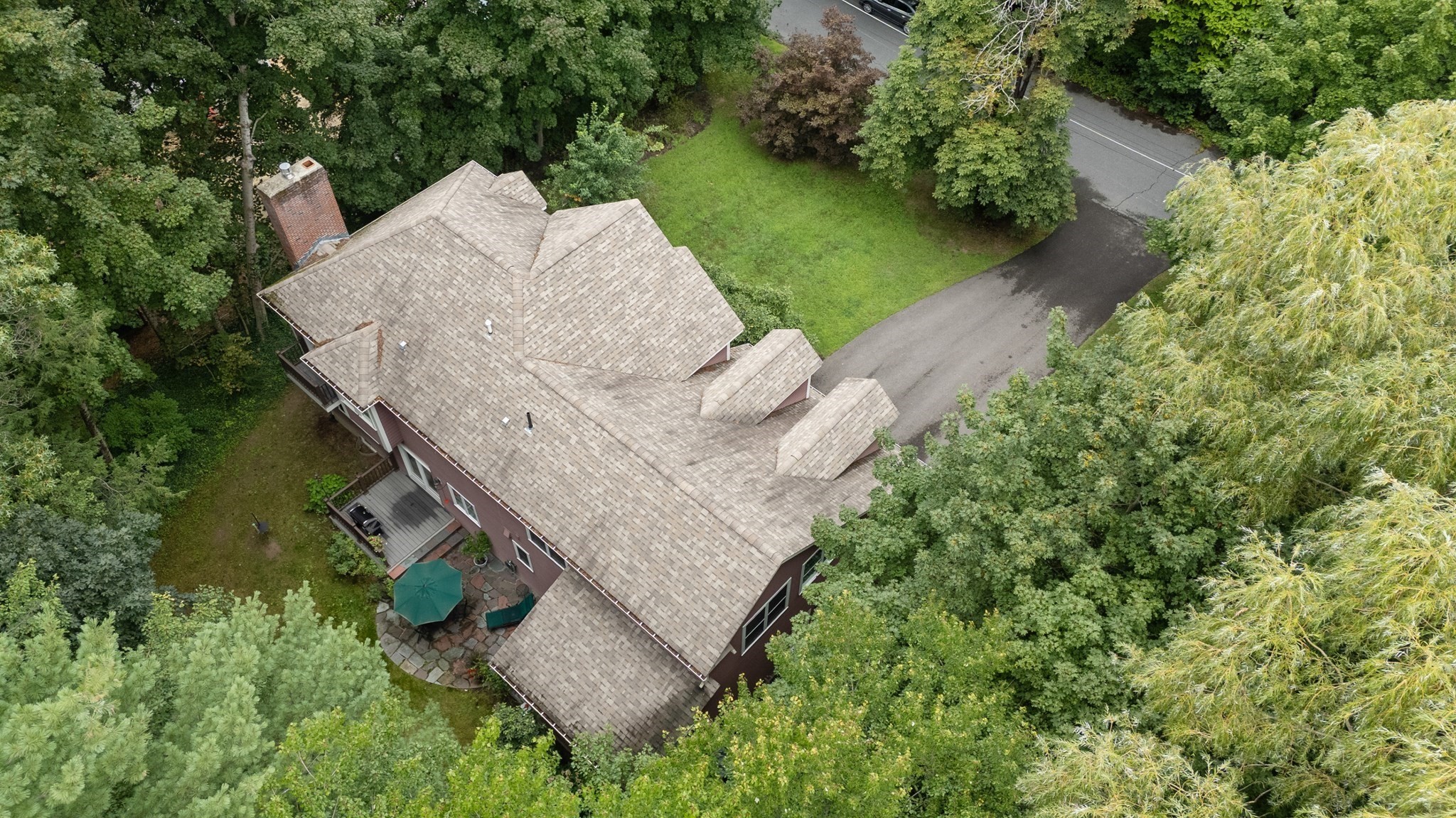 19 Rolling Lane Property Photo 38
