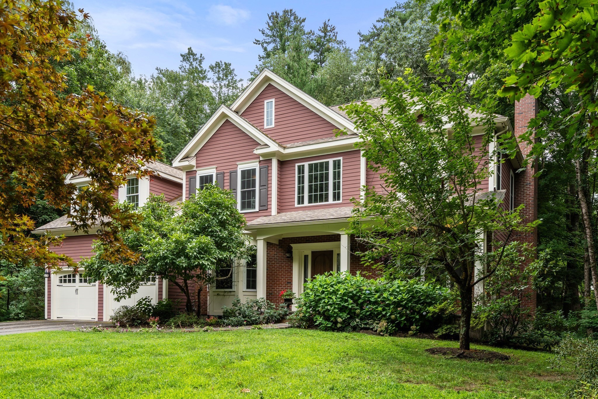 19 Rolling Lane Property Photo 41