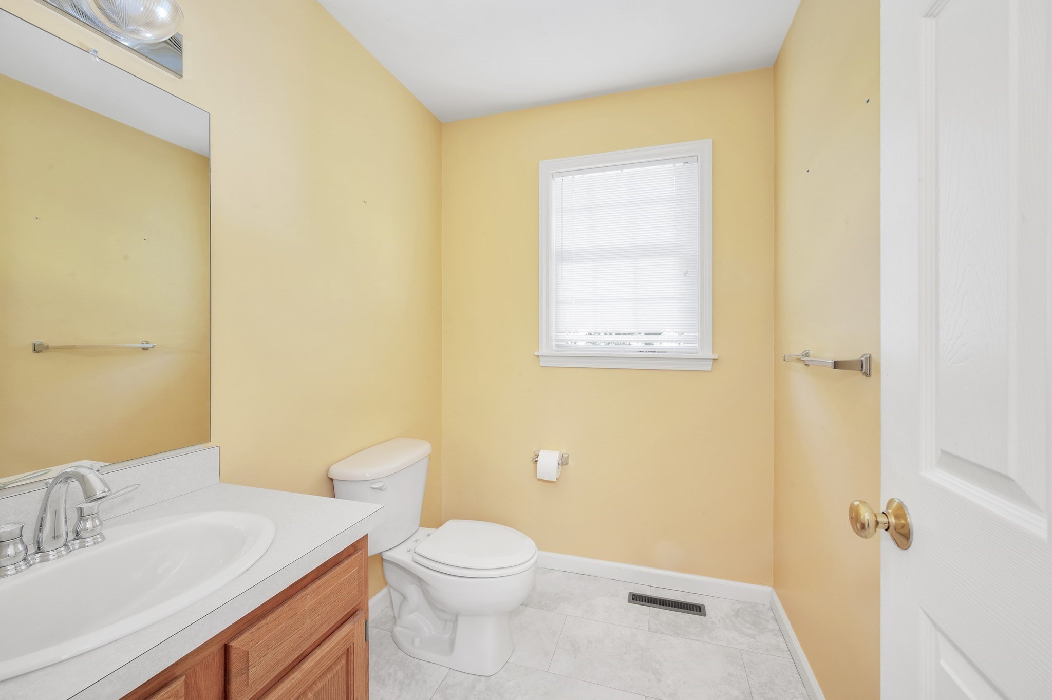 22 Winter St Property Photo 18