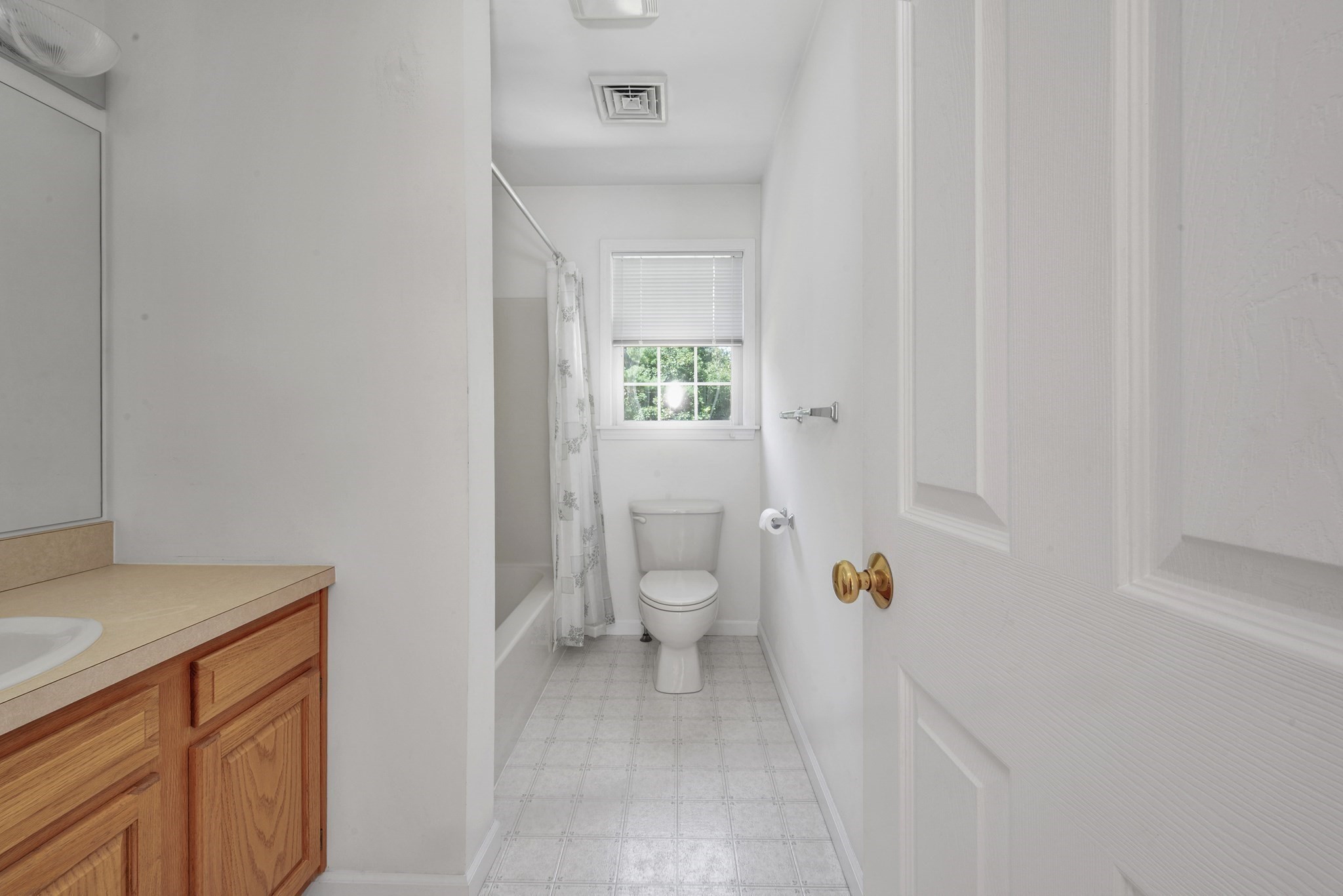 22 Winter St Property Photo 28