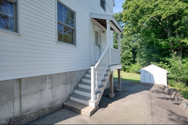 22 Winter St Property Photo 39