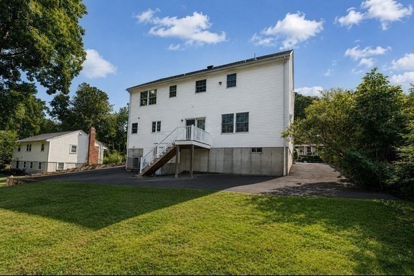 22 Winter St Property Photo 40