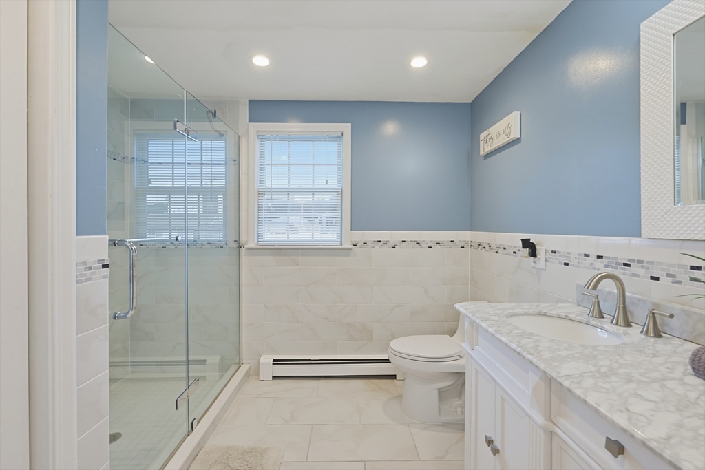 10 Bryan Dr Property Photo 12