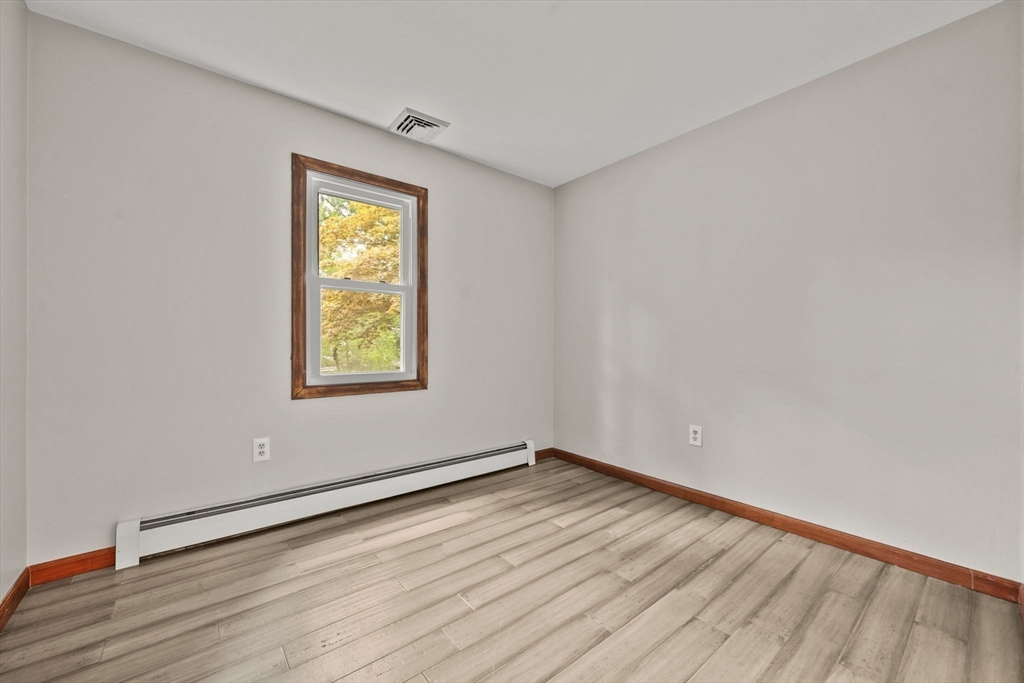 7 Riverview Dr Property Photo 17
