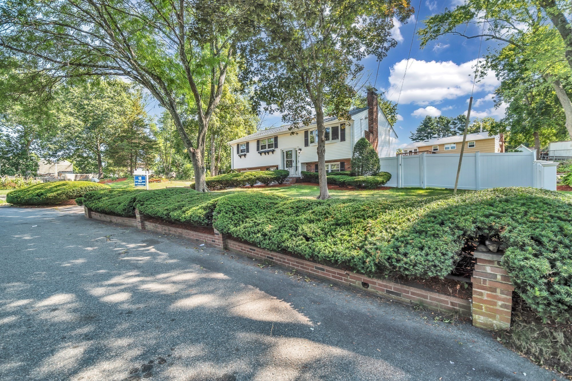 11 Coweeset Dr Property Photo 4