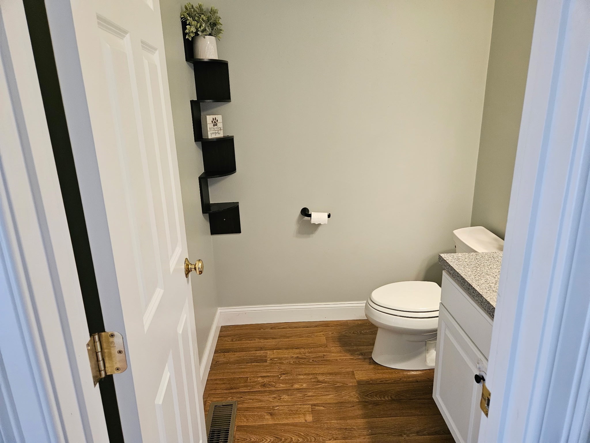 45 Longview Circle # B Property Photo 24