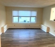 59 Walnut Street Property Photo 25