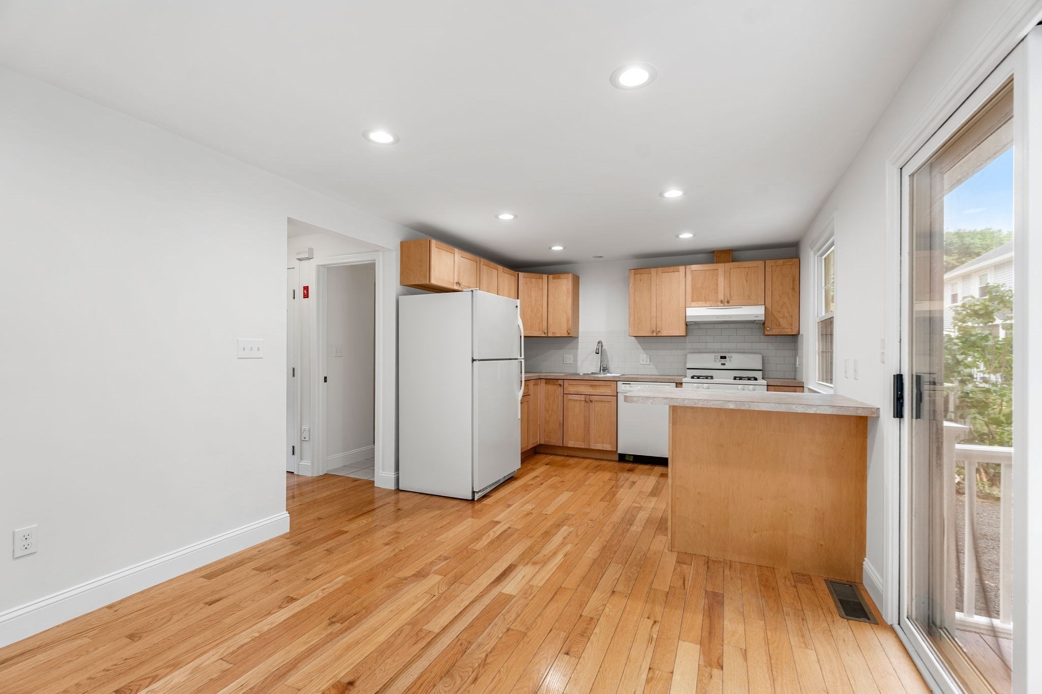 9 Franzone Dr # 9 Property Photo 18