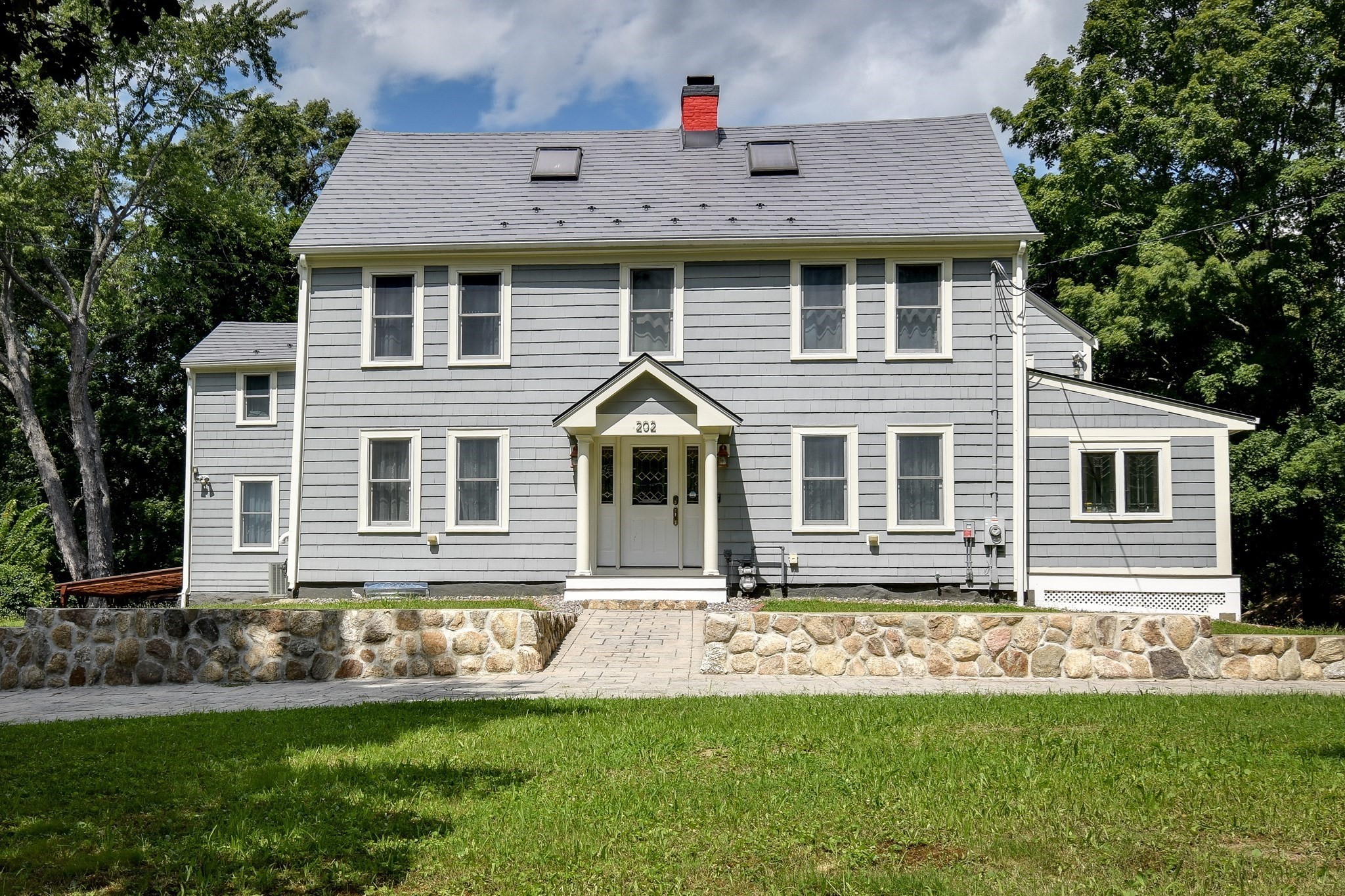 202 Boston Post Rd Property Photo 1