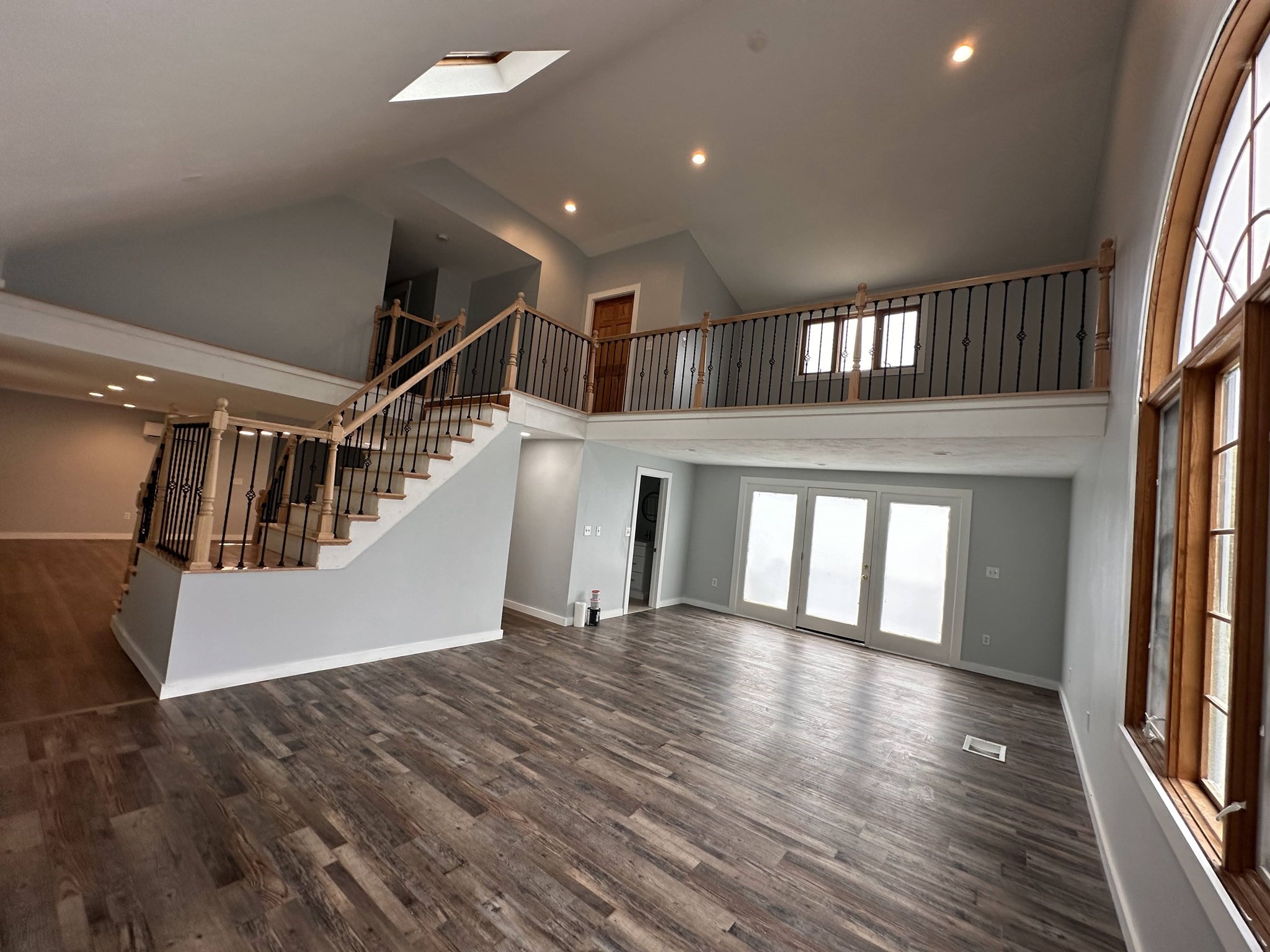 10 Linwood St Property Photo 2