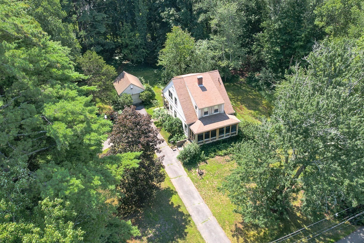 53 Elmwood Rd Property Photo 9