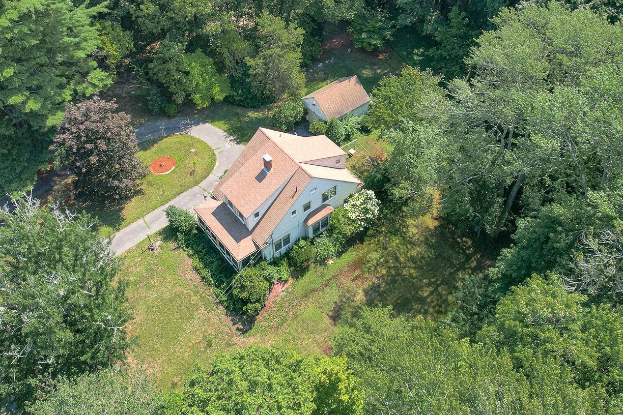 53 Elmwood Rd Property Photo 16