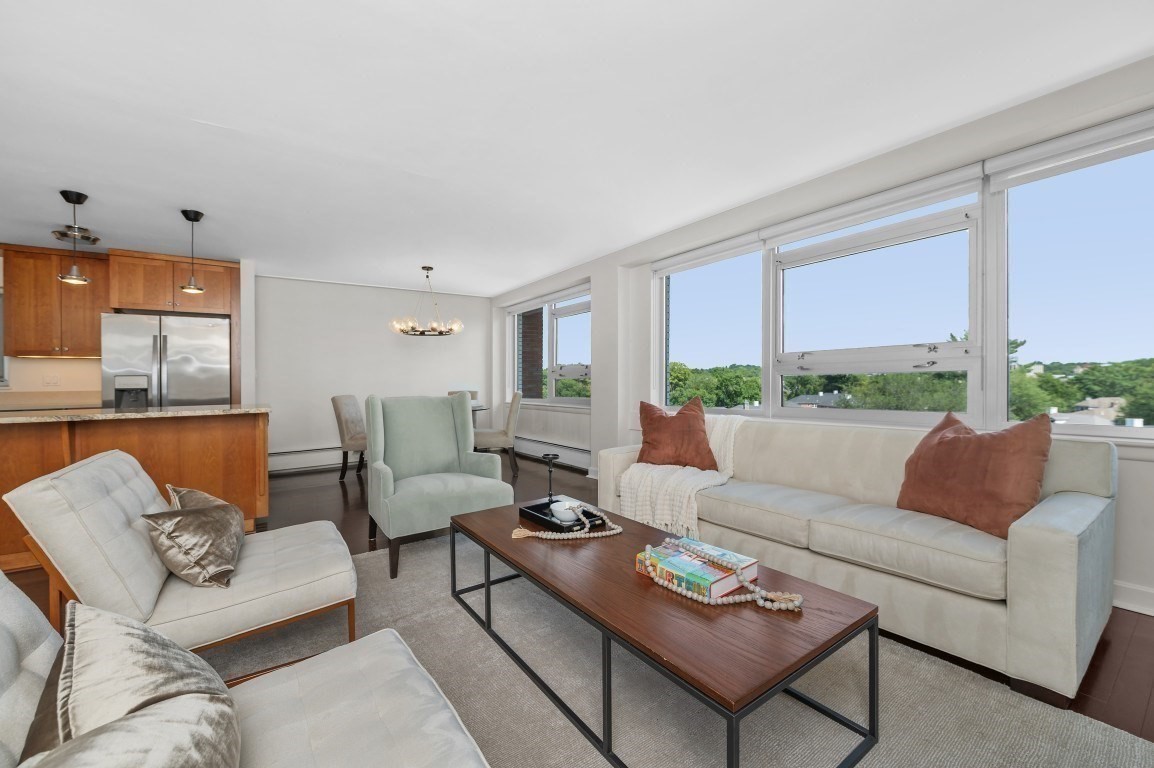10 Hammond Pond Parkway # 607 Property Photo 1