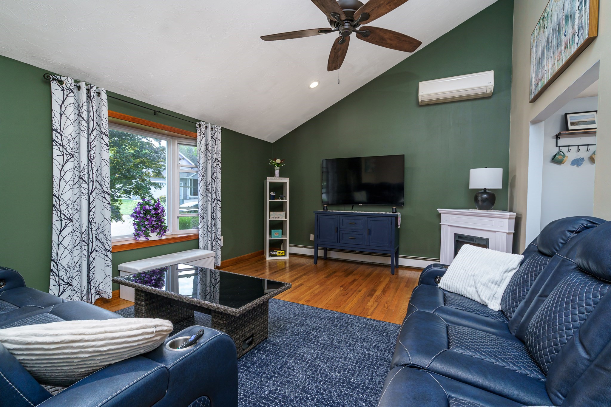 59 Hudson St Property Photo 6
