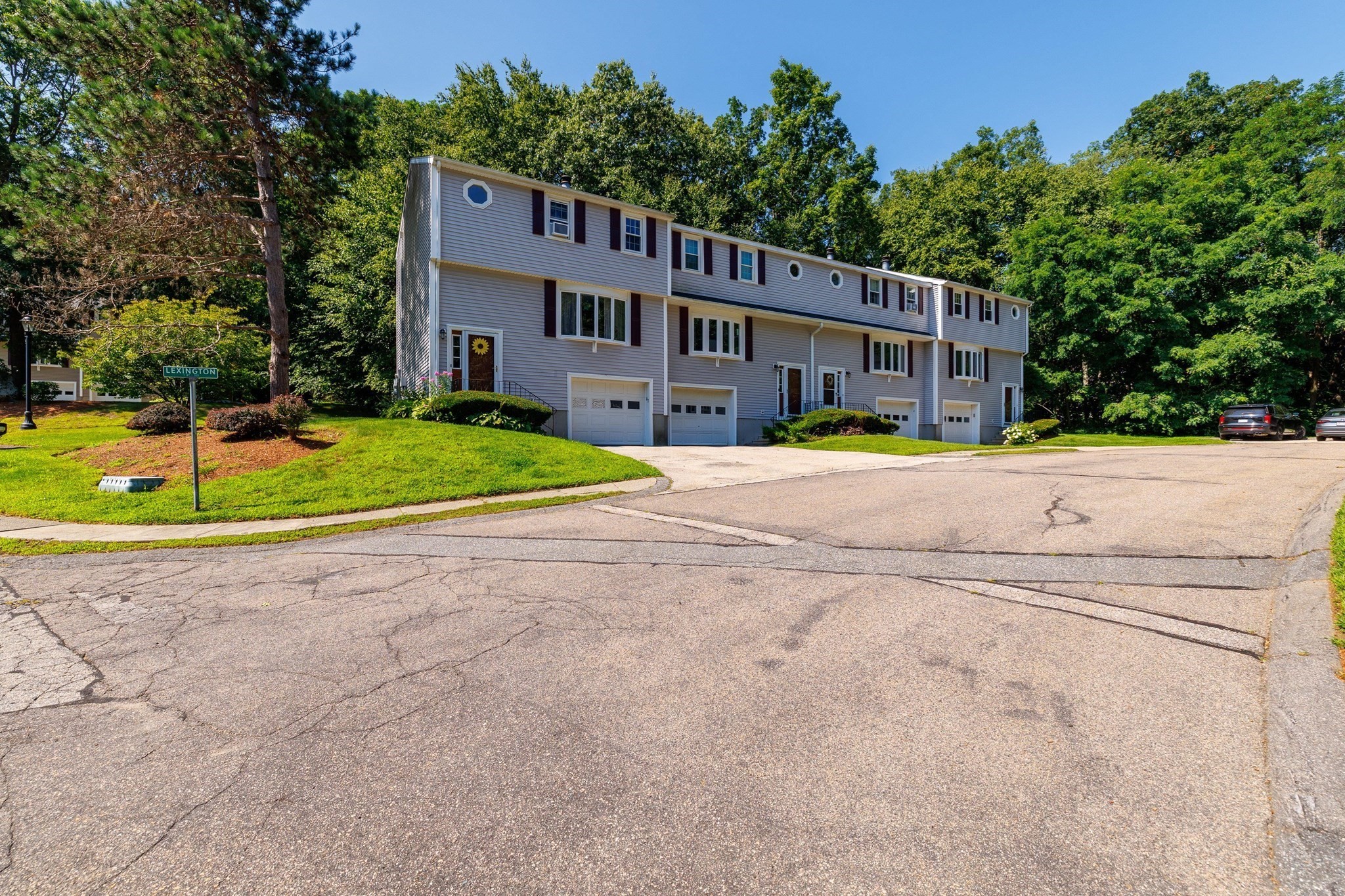 49 Lexington St. # 49 Property Photo 2