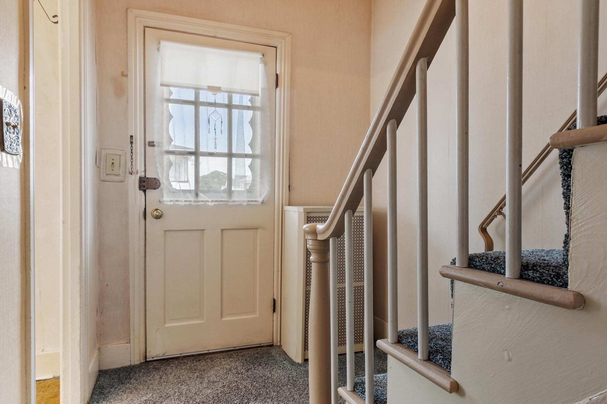 20 Orient Street Property Photo 6