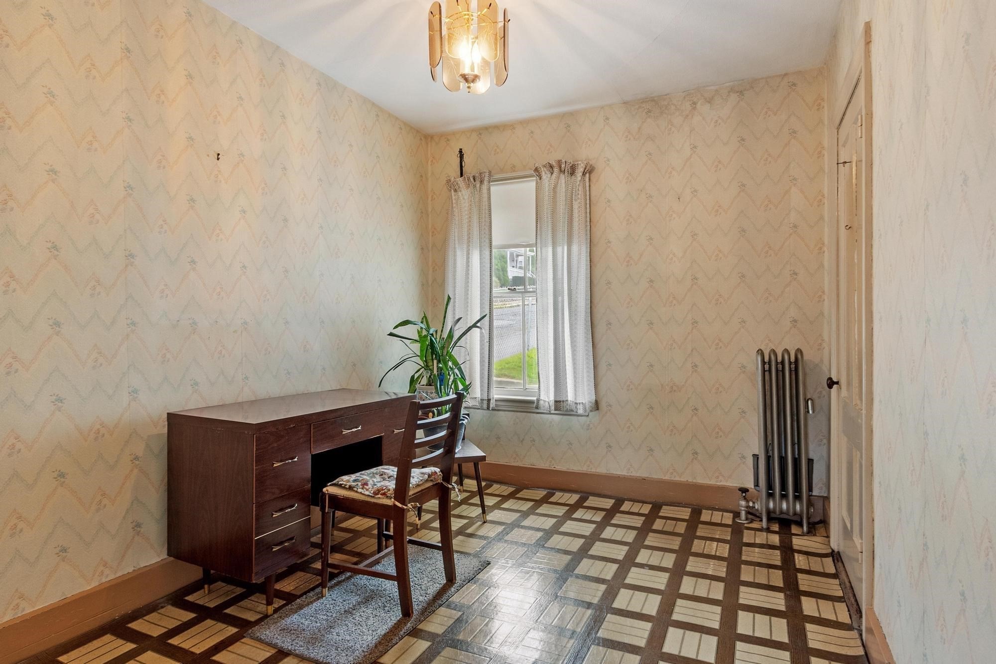 20 Orient Street Property Photo 10