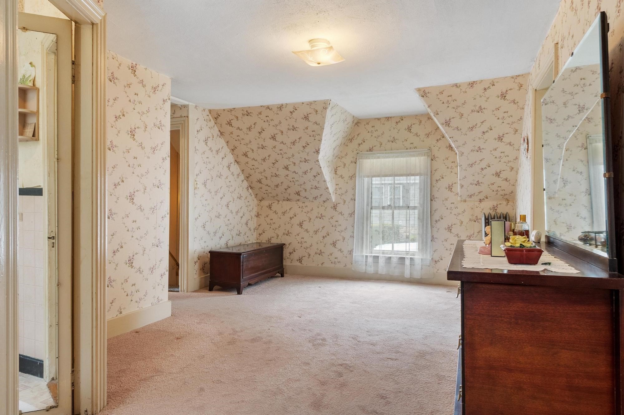 20 Orient Street Property Photo 18