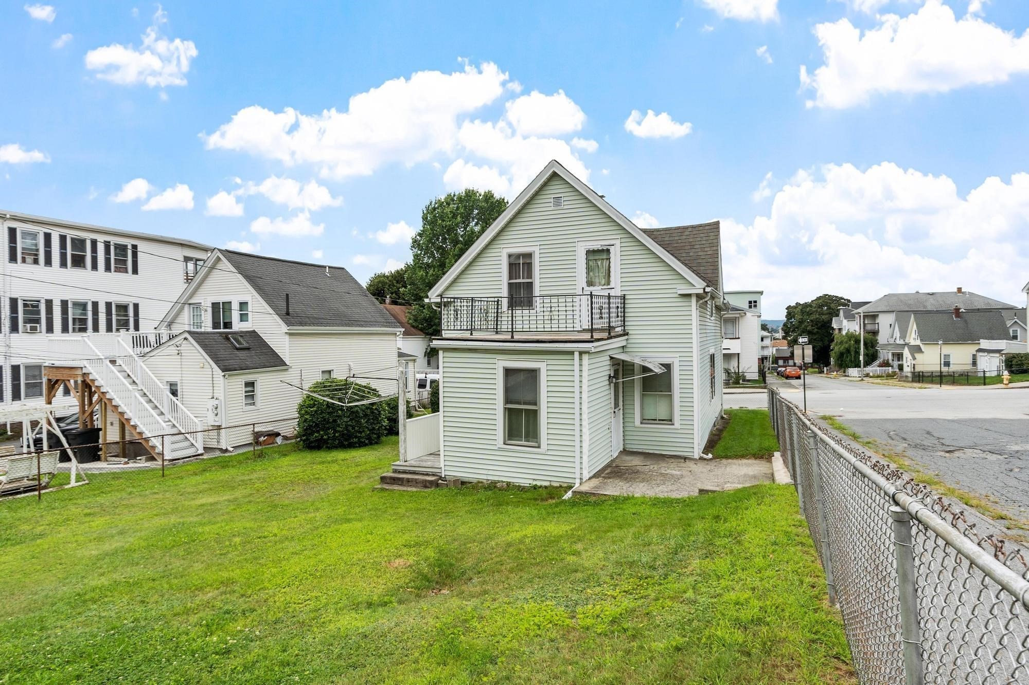 20 Orient Street Property Photo 26
