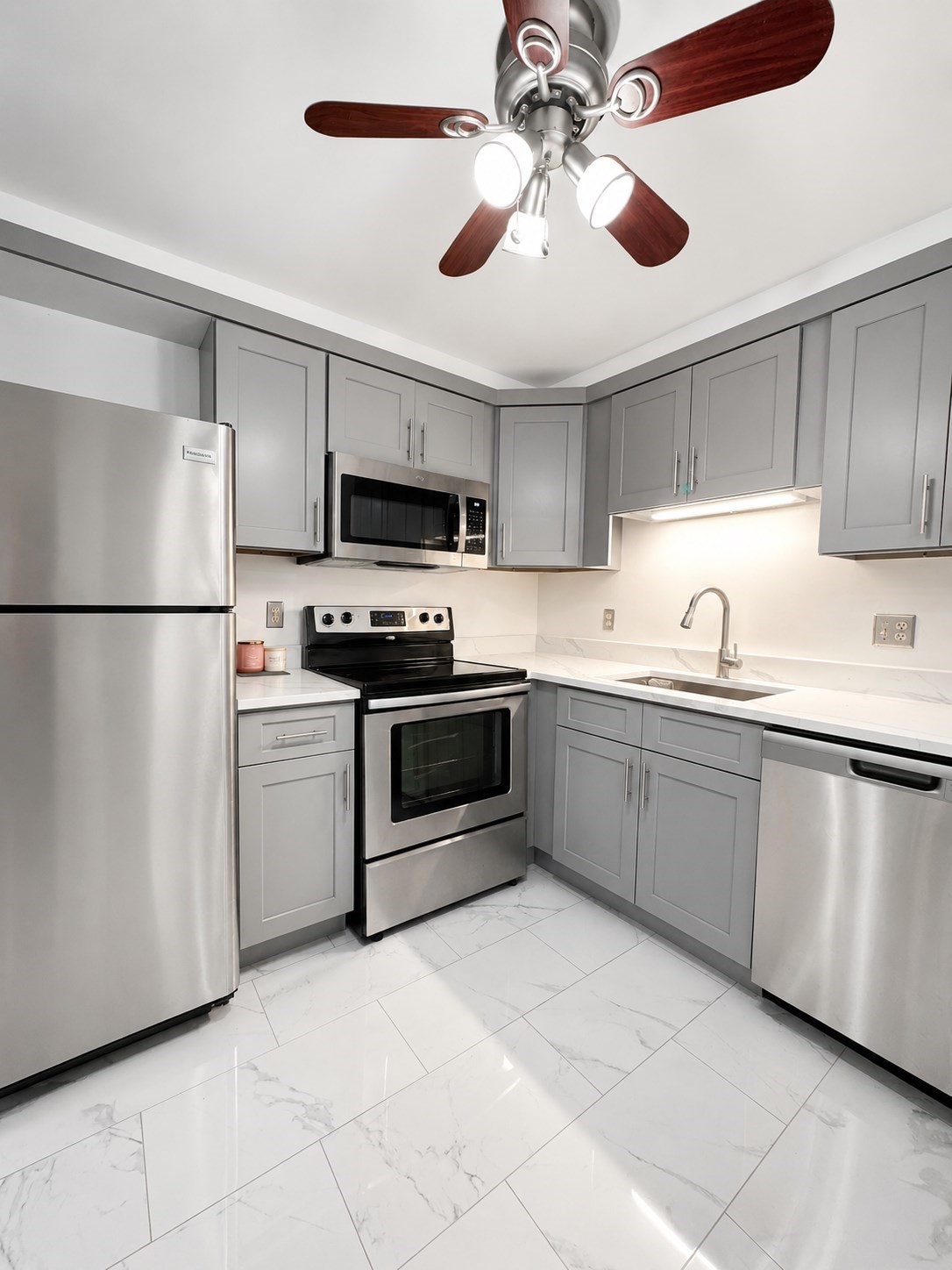 45 Oval Rd # 8 Property Photo 1