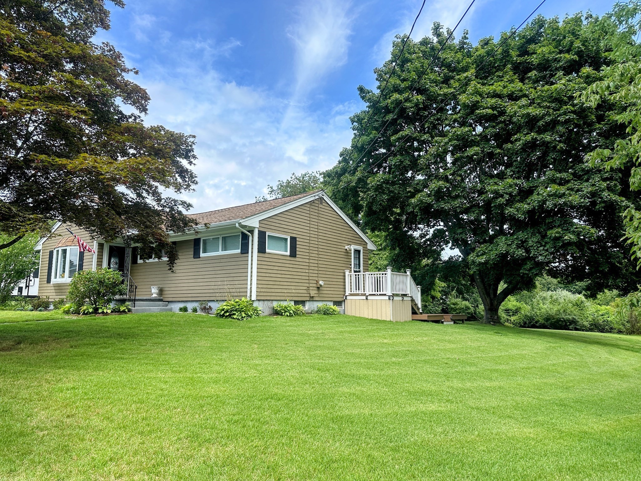 67 Montgomery Rd Property Photo 3