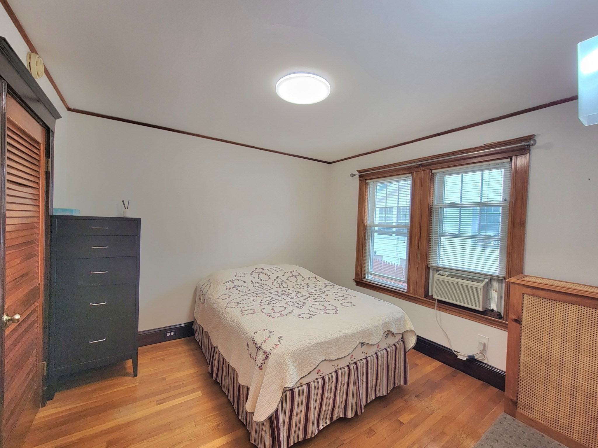 166 Harvard St Property Photo 7