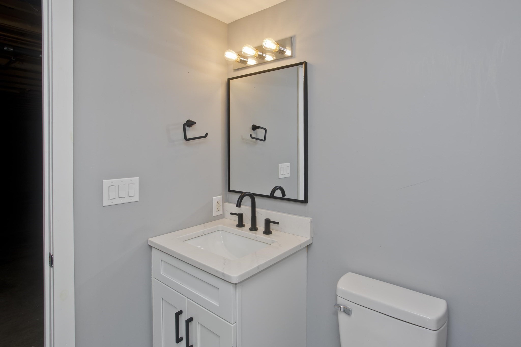 288 Leverett Rd Property Photo 33