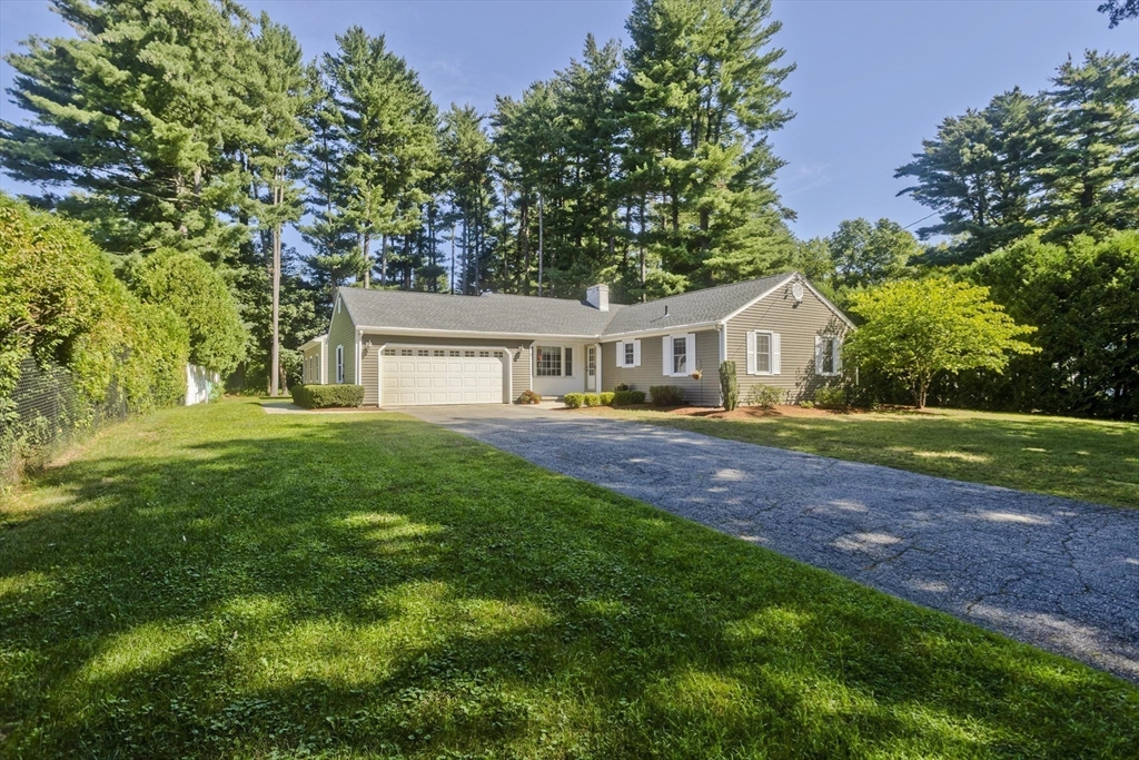 6 Joan St Property Photo 3