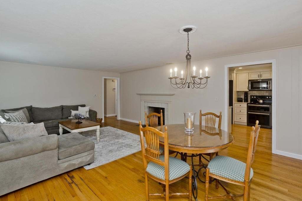 6 Joan St Property Photo 13
