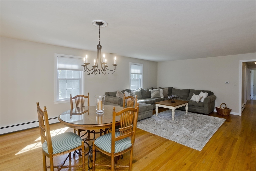 6 Joan St Property Photo 15