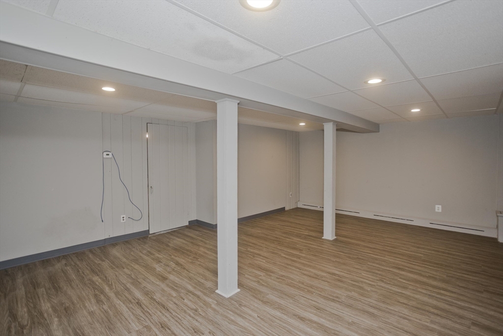 6 Joan St Property Photo 38