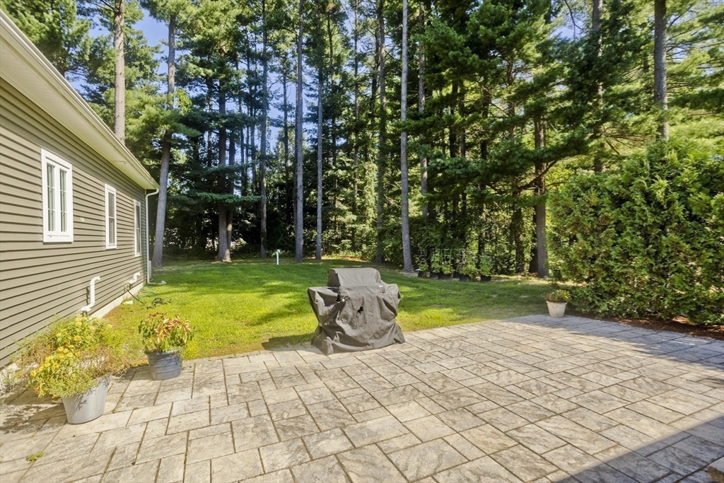 6 Joan St Property Photo 40