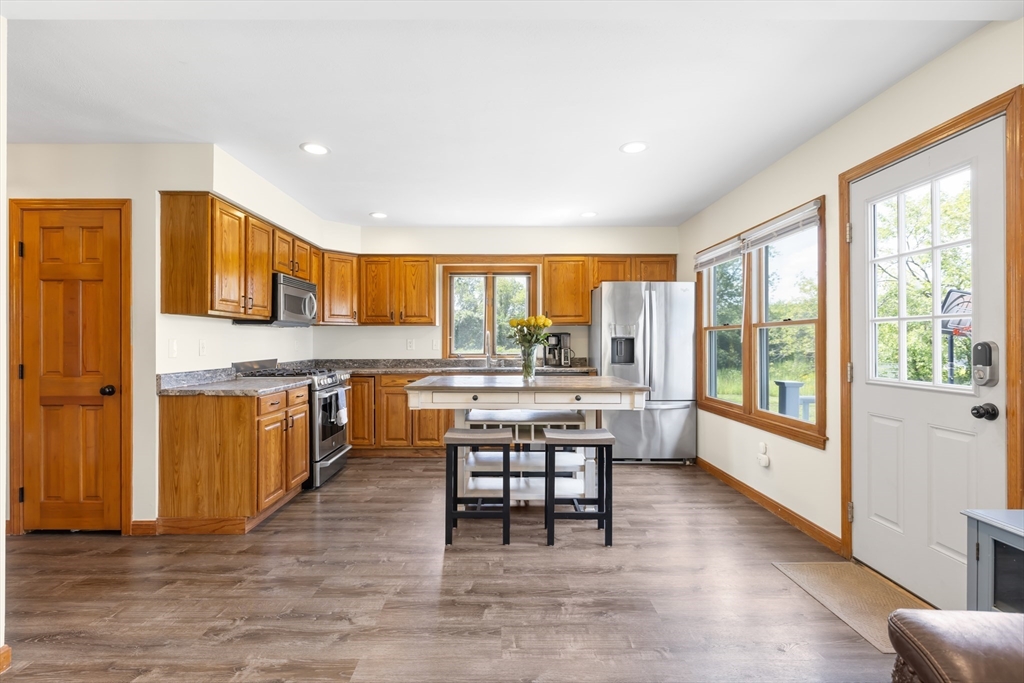 180 Great Road Property Photo 3