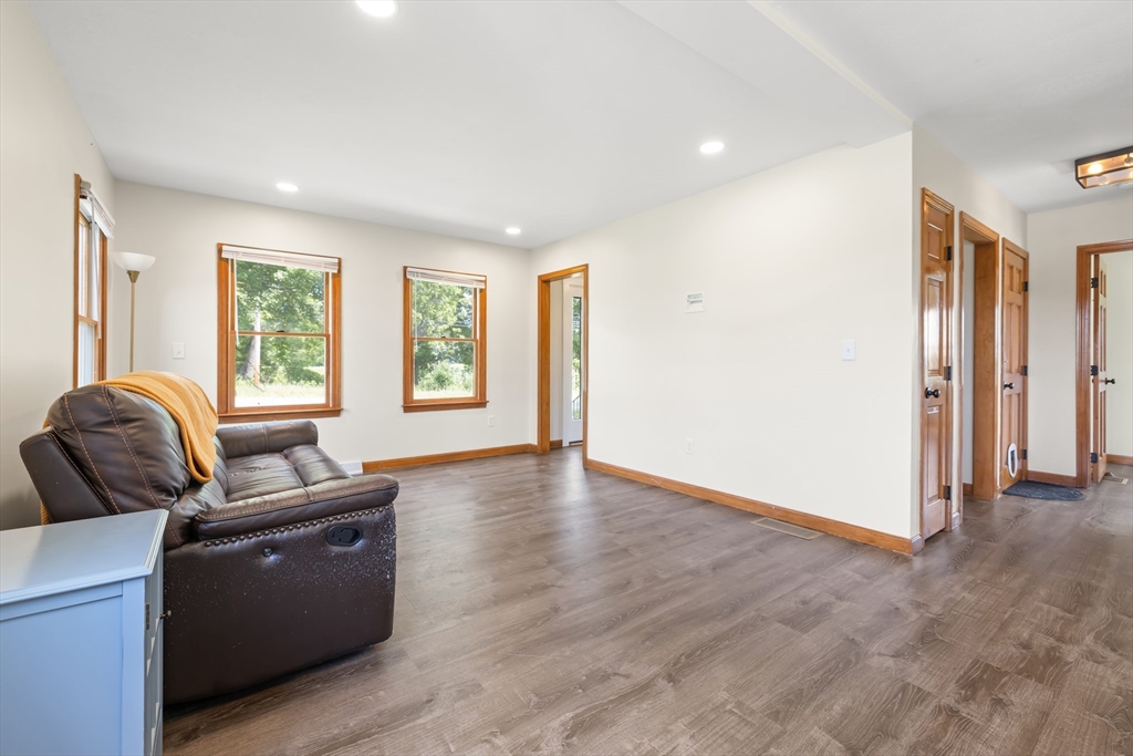 180 Great Road Property Photo 7