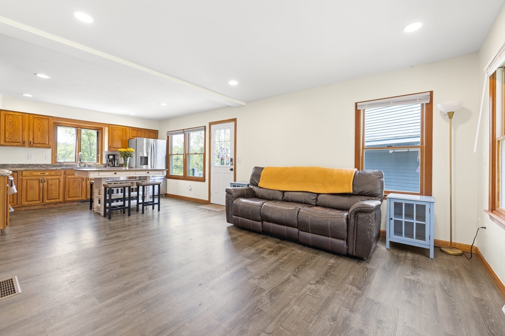 180 Great Road Property Photo 8