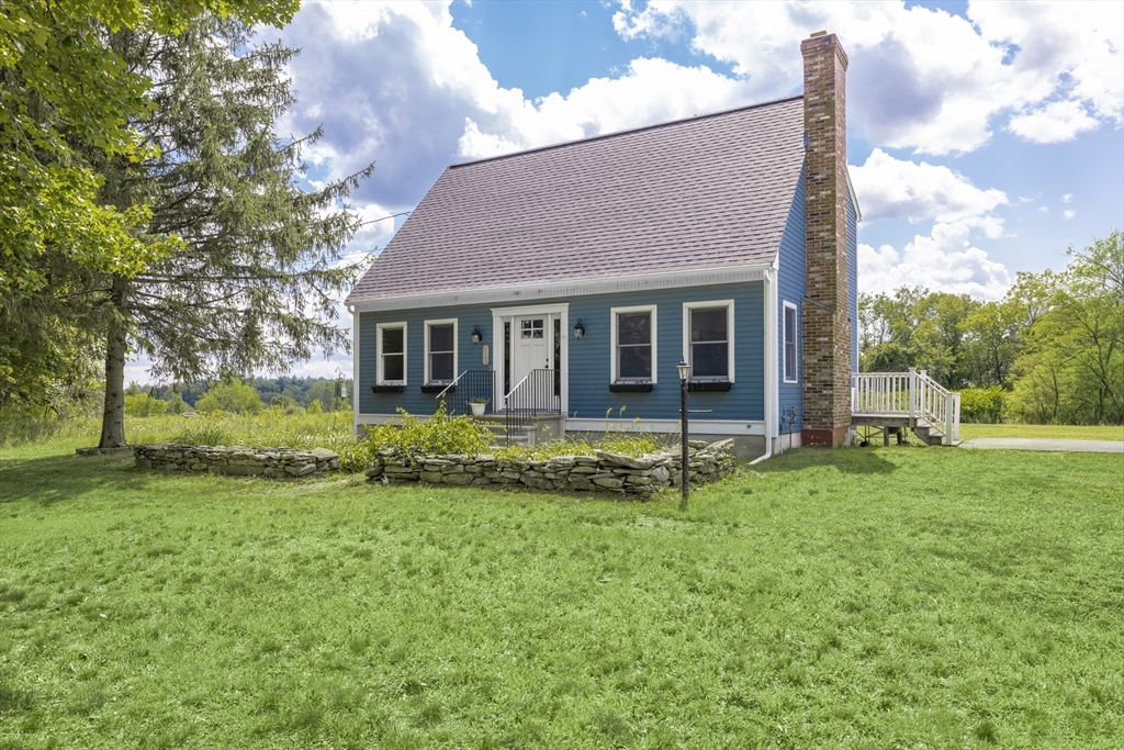 180 Great Road Property Photo 24
