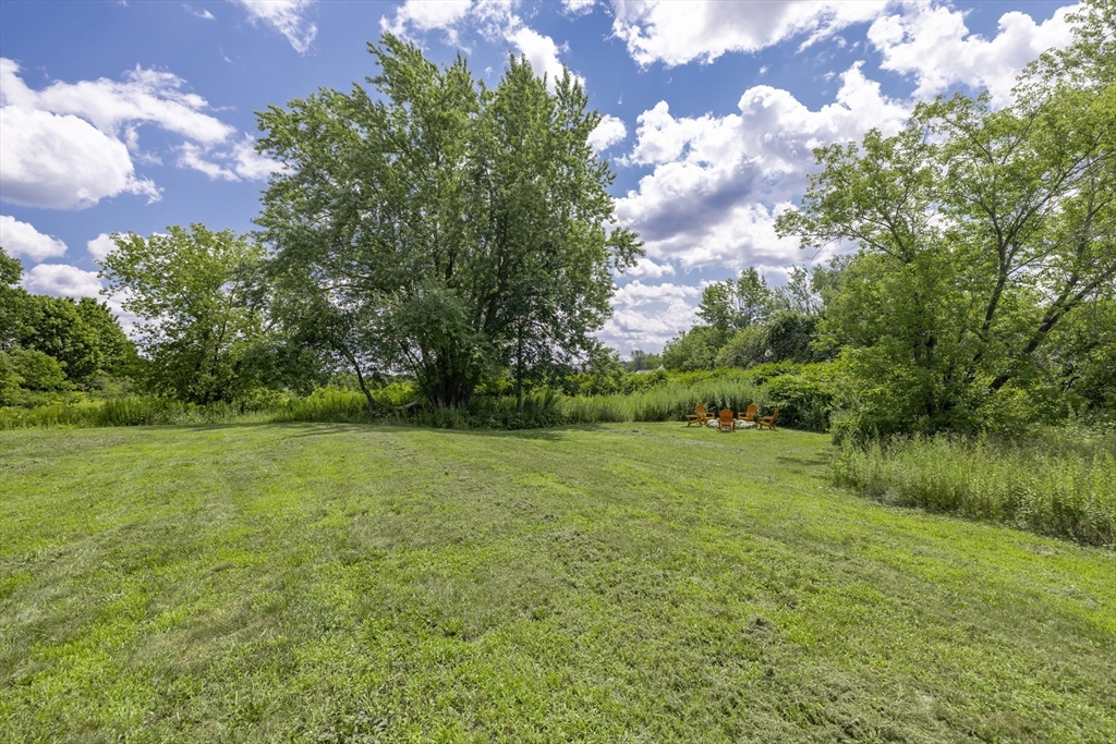 180 Great Road Property Photo 31