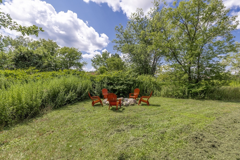 180 Great Road Property Photo 33
