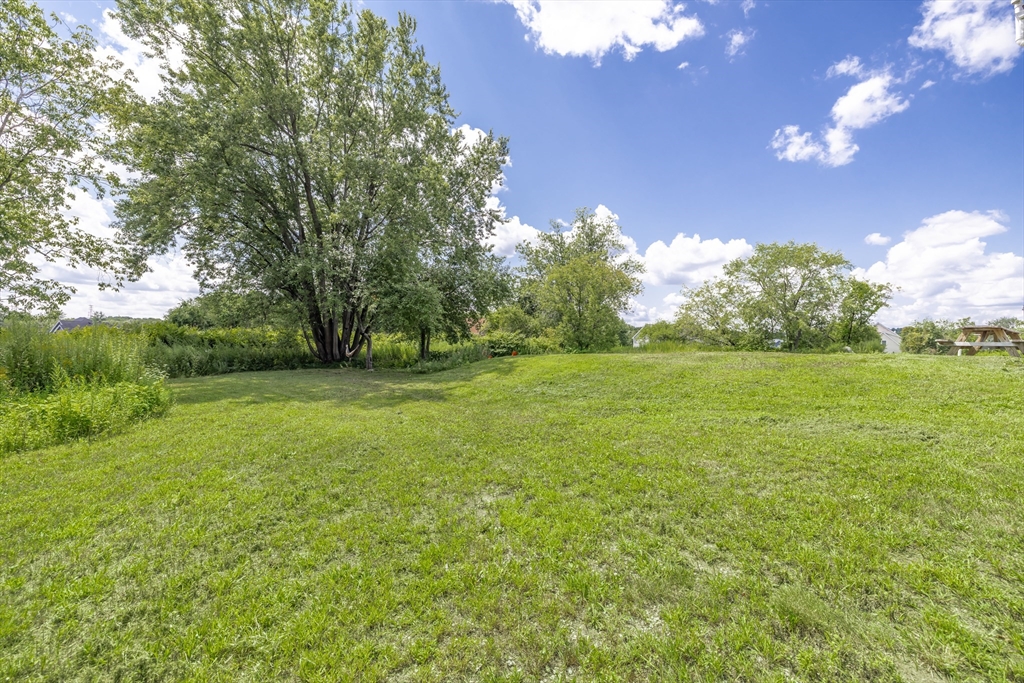 180 Great Road Property Photo 34