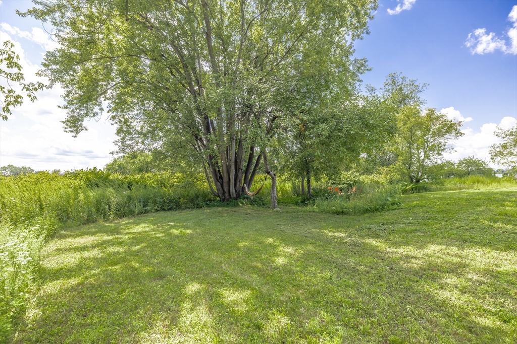 180 Great Road Property Photo 35